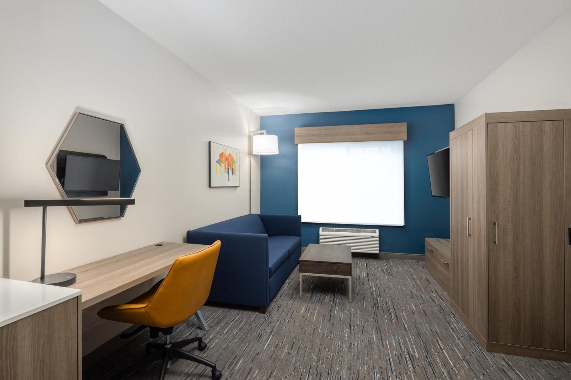 Holiday Inn Express Hotel&Suites Portland - Jantzen Beach, an IHG Hotel Exterior foto