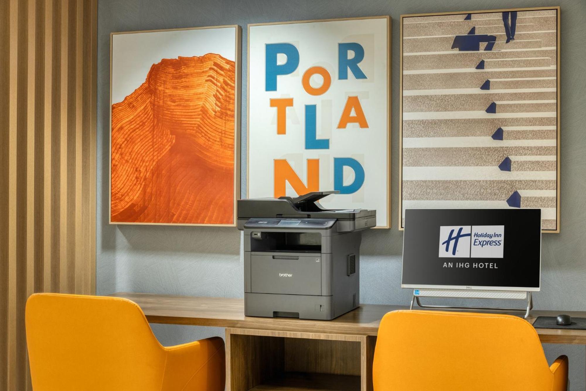 Holiday Inn Express Hotel&Suites Portland - Jantzen Beach, an IHG Hotel Exterior foto